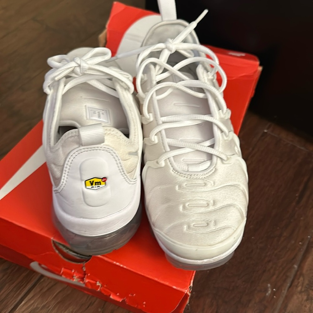 Nike VM air pure white in good condition size us 7